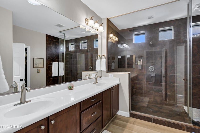 2944 Melrose St, Gilbert, AZ 85297