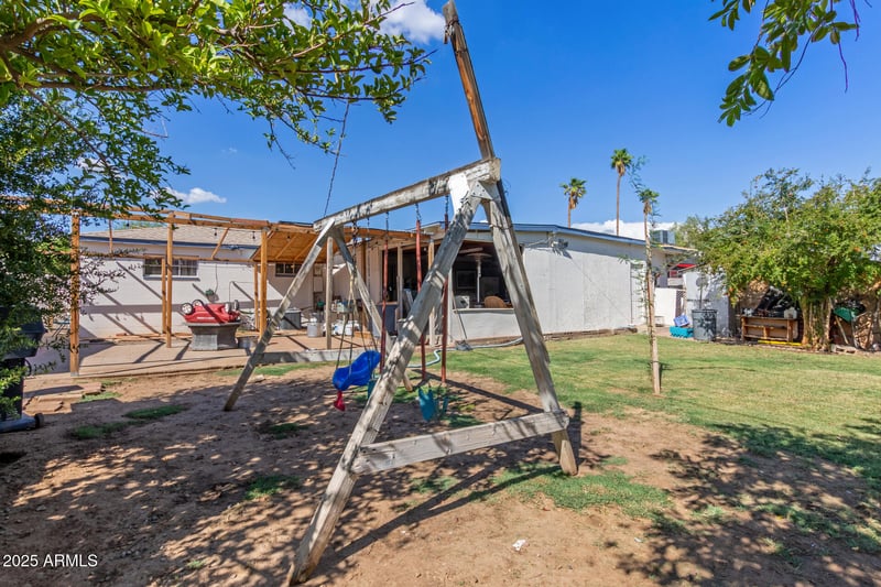 2945 Butler Dr, Phoenix, AZ 85051