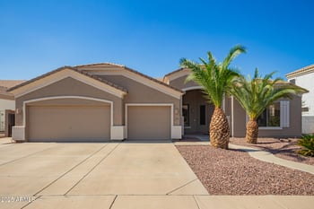 2945 Clifton Ave, Gilbert, AZ 85295