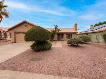 2945 Hononegh Dr, Phoenix, AZ 85050