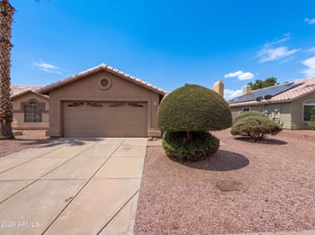 2945 Hononegh Dr, Phoenix, AZ 85050