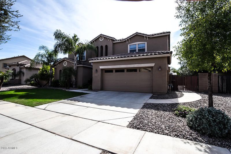 2945 E Lynx Way, Gilbert, AZ 85298