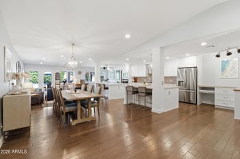 2945 47th Pl, Phoenix, AZ 85018