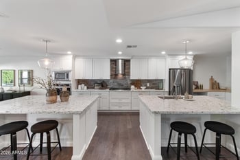 2945 N 47th Pl, Phoenix, AZ 85018