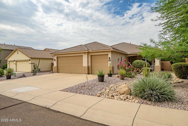 2945 W Goldmine Mountain Dr, San Tan Valley, AZ 85144