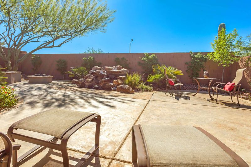 2945 W Plum Hollow Dr, Anthem, AZ 85086