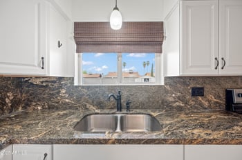 2946 Villa Maria Dr, Phoenix, AZ 85053