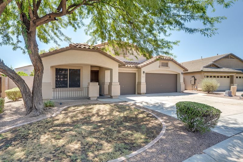 29467 N Candlewood Dr, San Tan Valley, AZ 85143