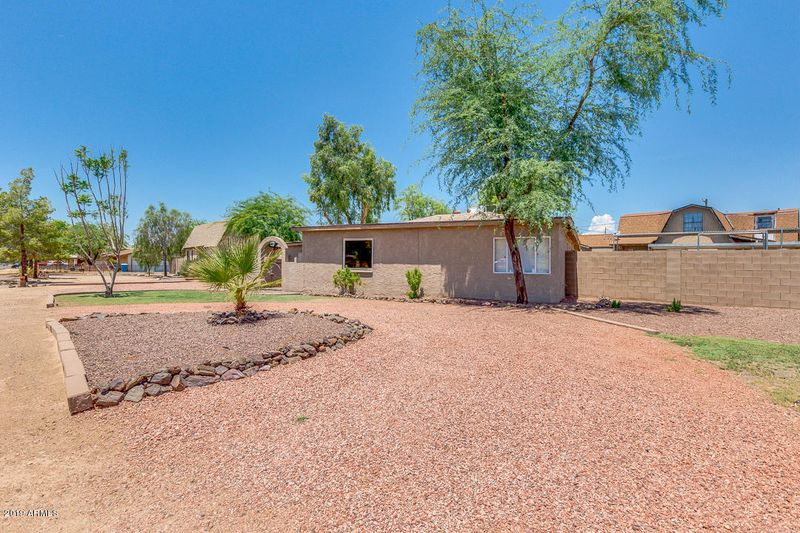 2948 E Campo Bello Dr, Phoenix, AZ 85032