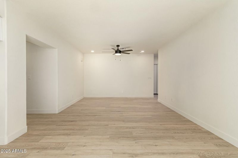 2949 E Wier Ave, Phoenix, AZ 85040