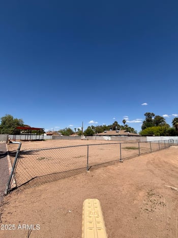 2950 Granada Rd #-, Phoenix, AZ 85008