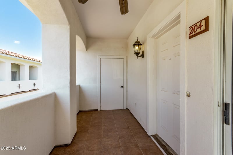 2950 Louise Dr #204, Phoenix, AZ 85027
