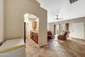 2950 Louise Dr #206, Phoenix, AZ 85027