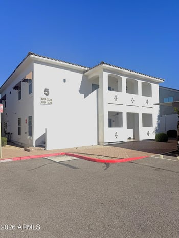 2950 Louise Dr #208, Phoenix, AZ 85027