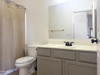 2950 Louise Dr #208, Phoenix, AZ 85027