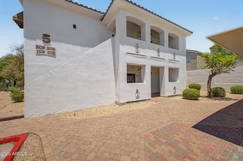 2950 W Louise Dr #108, Phoenix, AZ 85027