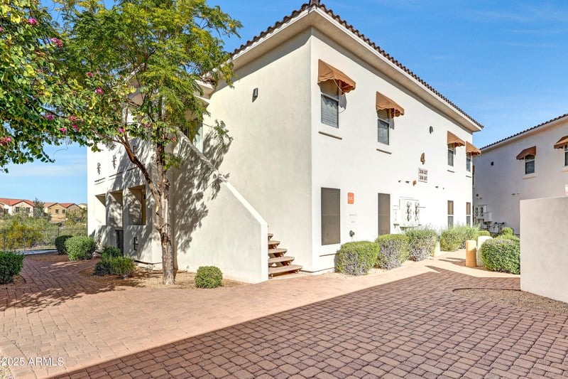 2950 Louise Dr #206, Phoenix, AZ 85027