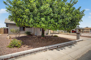 2950 Villa Theresa Dr, Phoenix, AZ 85053