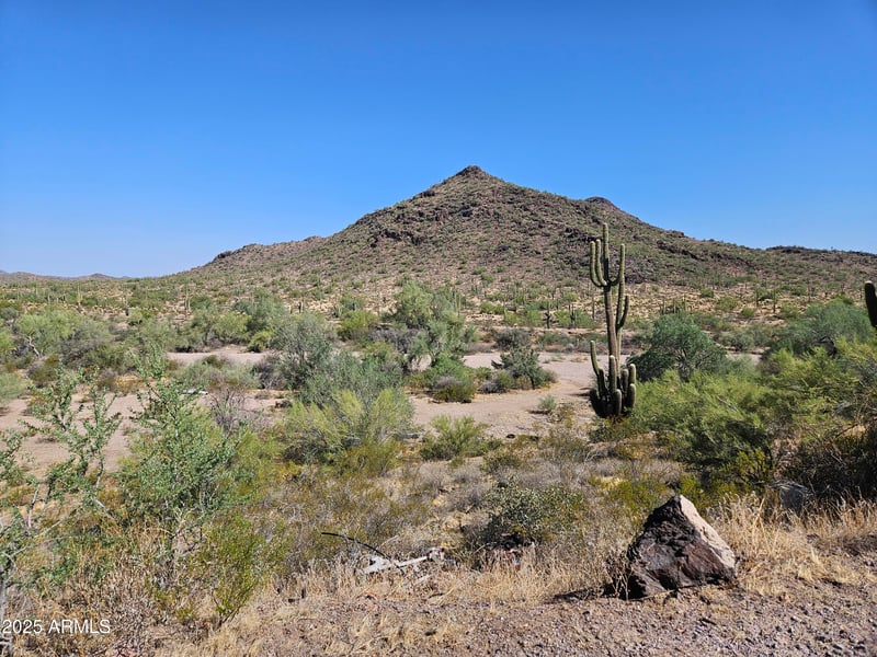 29500 Black Mountain Rd #-, Wittmann, AZ 85361