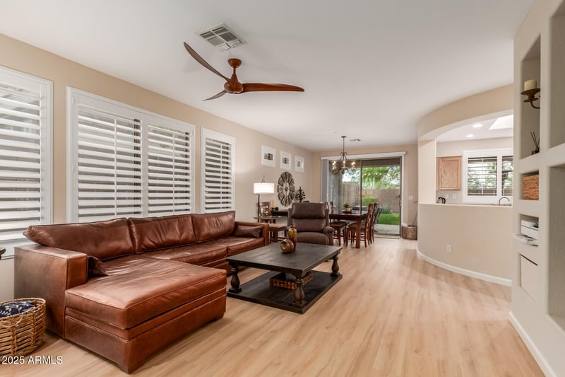 2951 Plum Hollow Dr, Anthem, AZ 85086