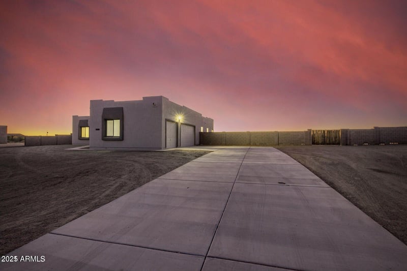 29510 244th Dr, Wittmann, AZ 85361