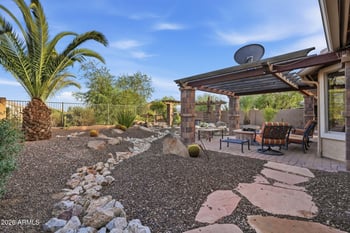 29515 N Little Leaf Dr, San Tan Valley, AZ 85143
