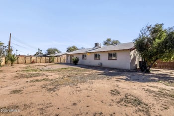 2952 53rd Dr, Phoenix, AZ 85031