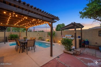 2952 Mandy Cir, Mesa, AZ 85212
