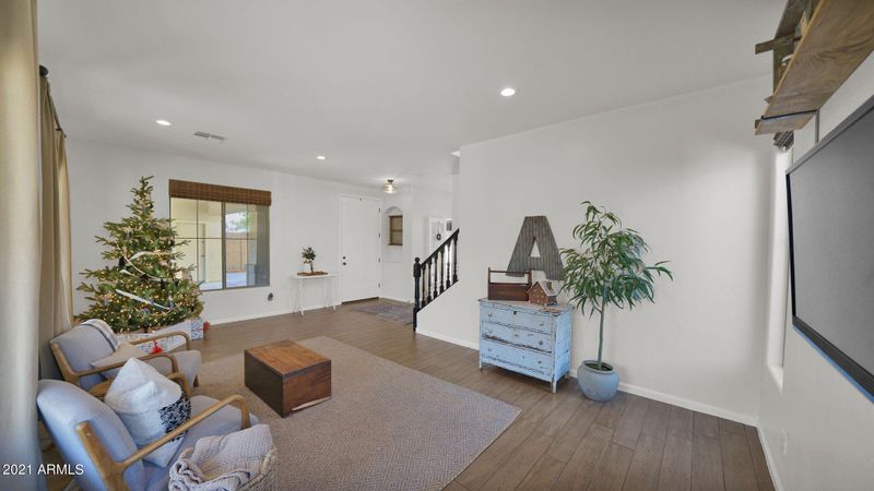 29524 N 20th Ln, Phoenix, AZ 85085