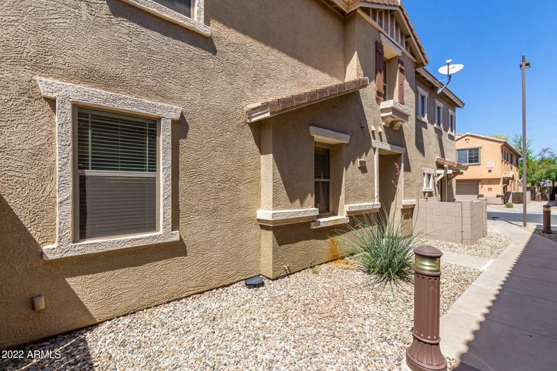 2953 E Dunbar Dr, Phoenix, AZ 85042
