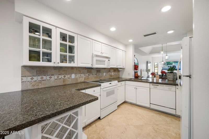 2953 Rose Ln, Phoenix, AZ 85016