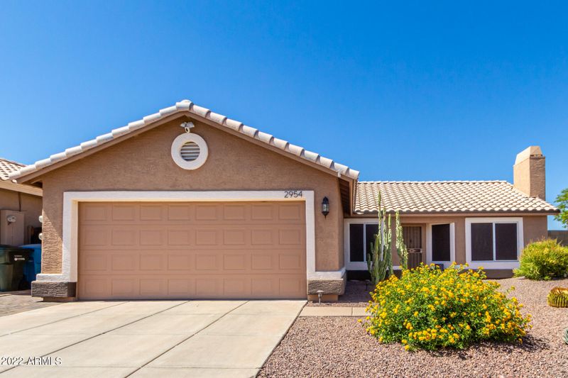 2954 E Blackhawk Dr, Phoenix, AZ 85050