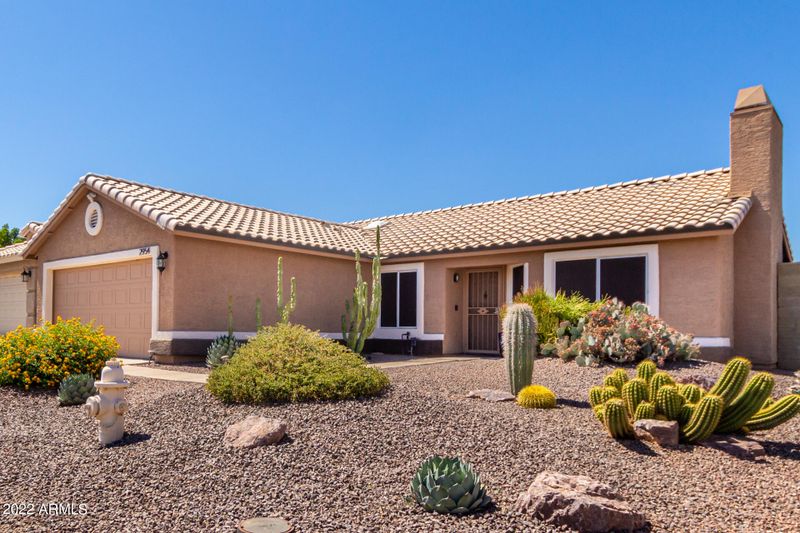 2954 E Blackhawk Dr, Phoenix, AZ 85050