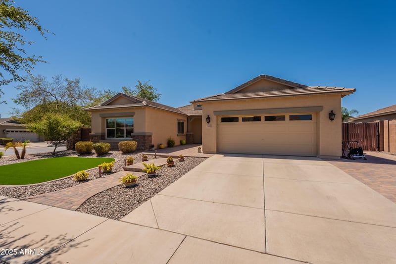2955 Coconino Dr, Gilbert, AZ 85298