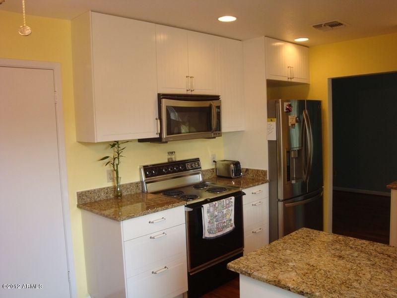 2955 E Grove Cir, Mesa, AZ 85204