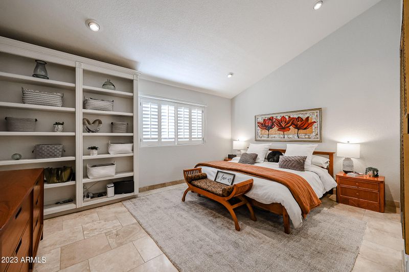 2955 E Rose Ln, Phoenix, AZ 85016
