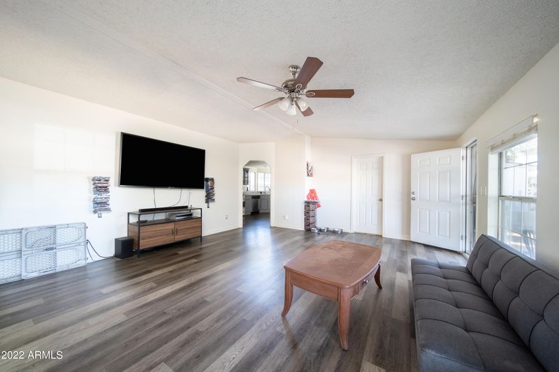 2955 E Sequoia Dr, Phoenix, AZ 85050