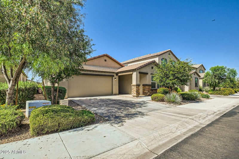 2955 Flossmoor Ave, Mesa, AZ 85204
