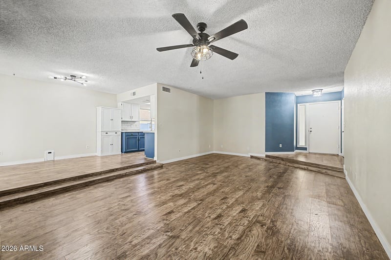 2956 W Sandra Ter, Phoenix, AZ 85053