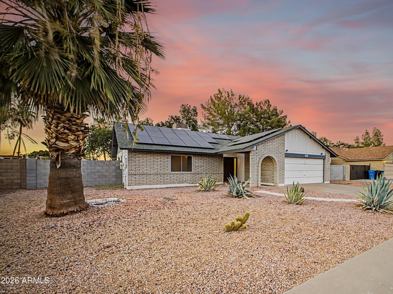 2956 W Sandra Ter, Phoenix, AZ 85053