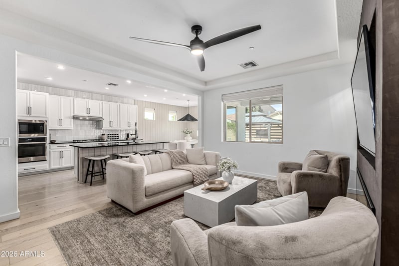 29566 113th Ln, Peoria, AZ 85383