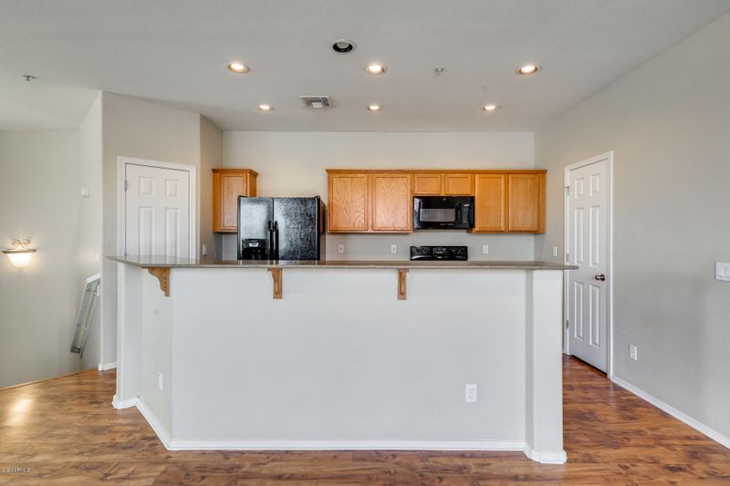 2957 E Dunbar Dr, Phoenix, AZ 85042
