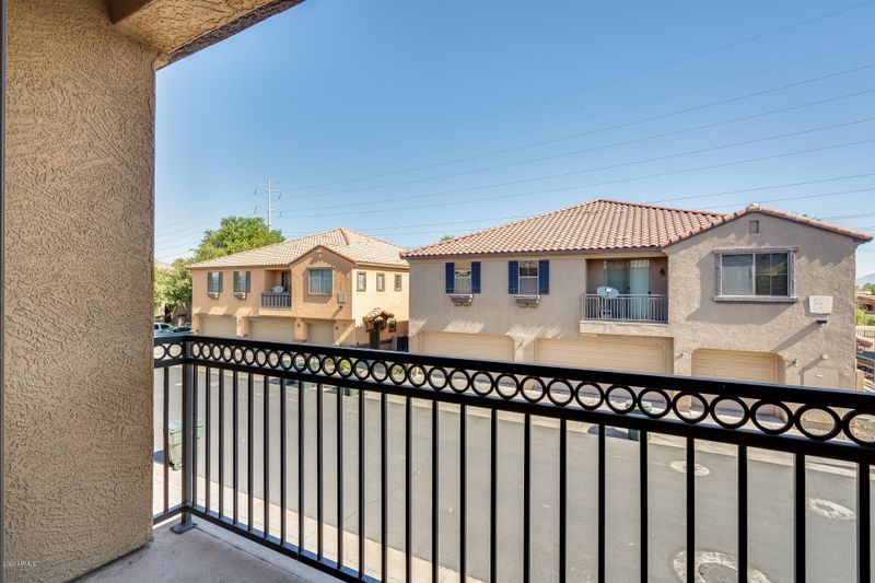 2957 E Dunbar Dr, Phoenix, AZ 85042