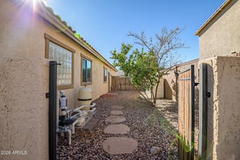 29571 69th Dr, Peoria, AZ 85383