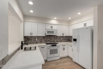 2958 El Paradiso --, Mesa, AZ 85202