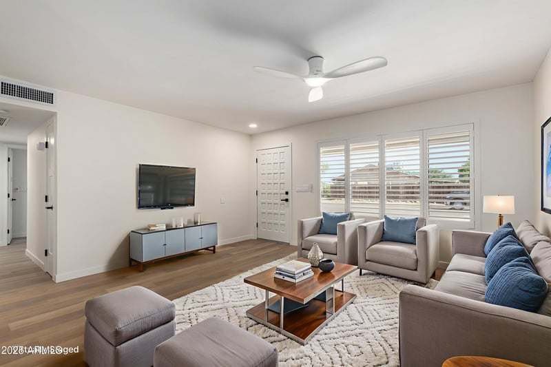 2958 El Paradiso --, Mesa, AZ 85202