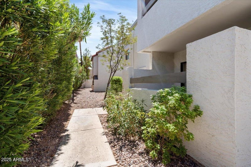 2959 68th Pl #103, Scottsdale, AZ 85251