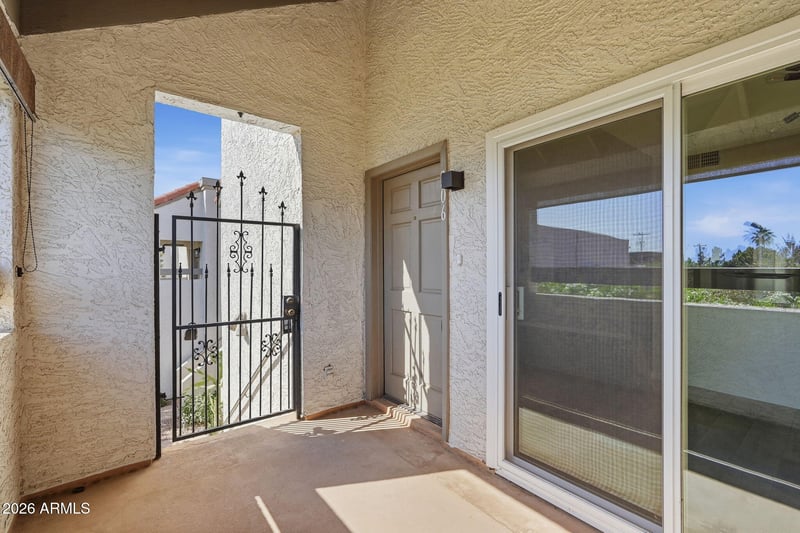 2959 68th Pl #206, Scottsdale, AZ 85251