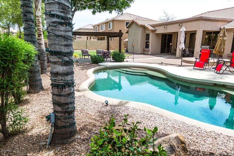 296 E Hopkins Rd, Gilbert, AZ 85295