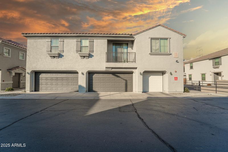 2960 E Darrow St, Phoenix, AZ 85042